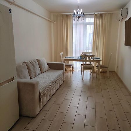 Vanilla Vip Apartment Lviv Exteriör bild